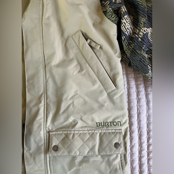 Burton Snowboard Jacket - Picture 2 of 5